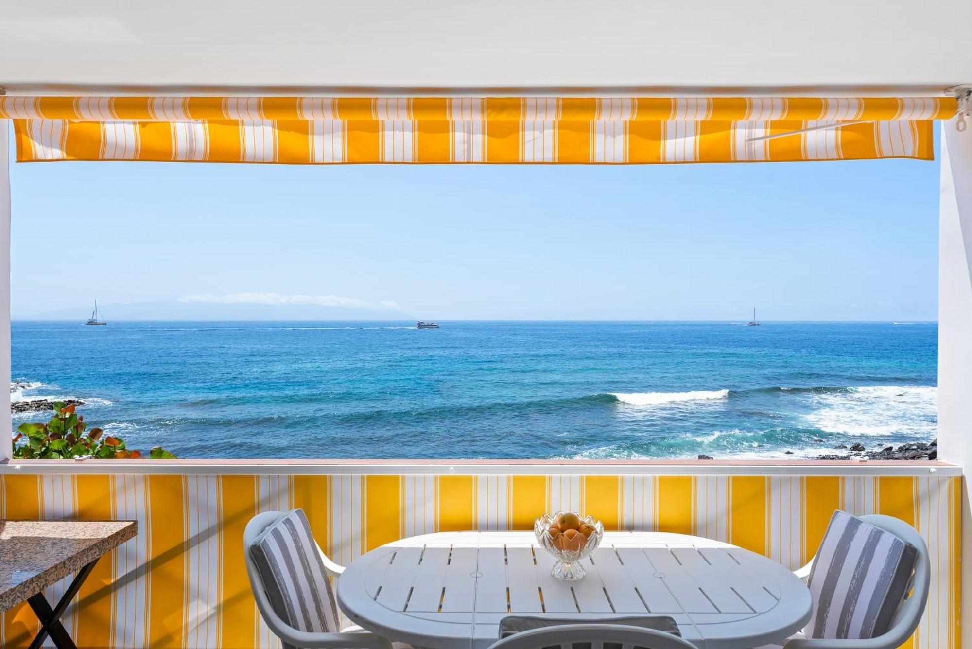 Neptuno Ocean View, Beach Line With Pool Puerto de Santiago  Εξωτερικό φωτογραφία