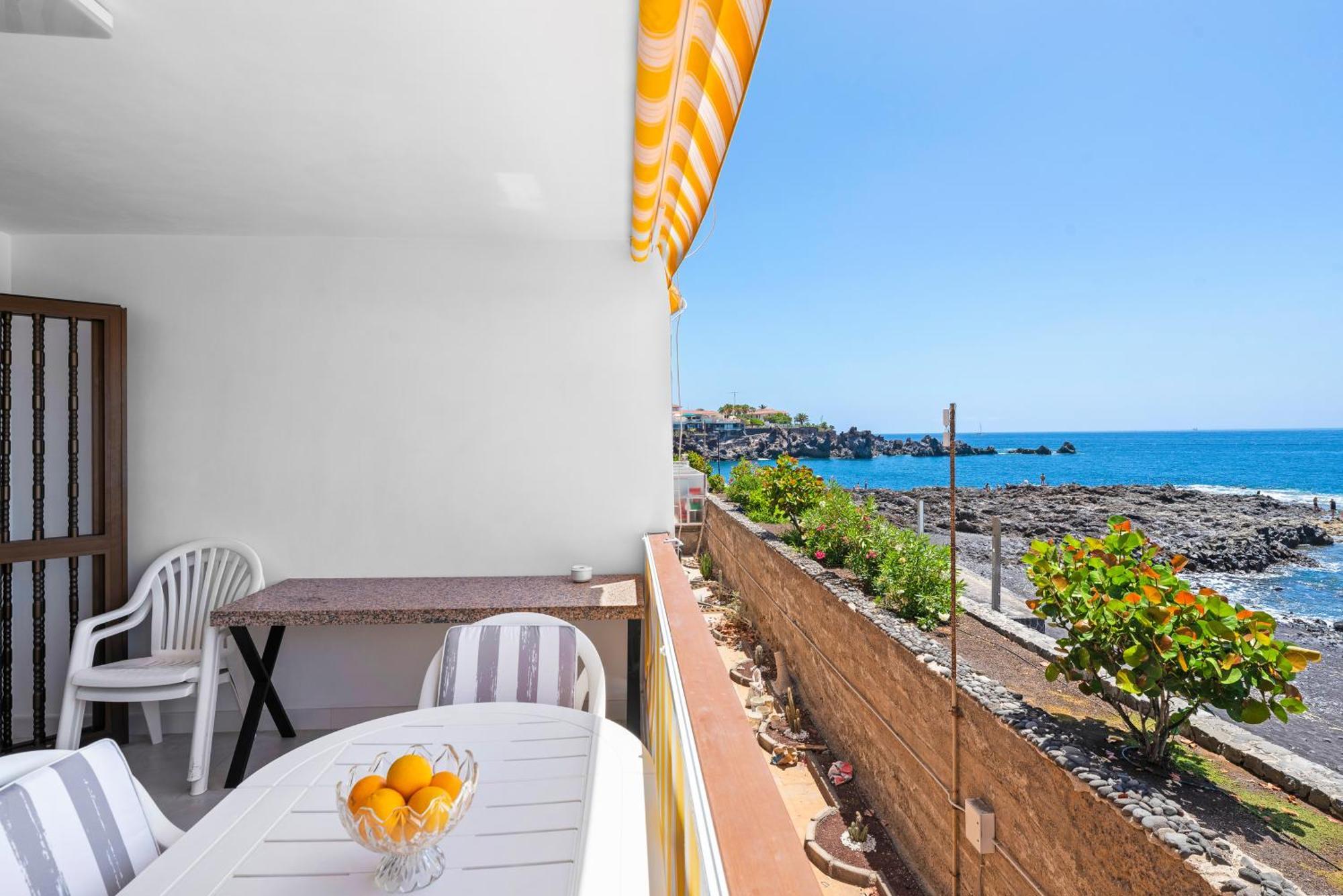 Neptuno Ocean View, Beach Line With Pool Puerto de Santiago  Εξωτερικό φωτογραφία